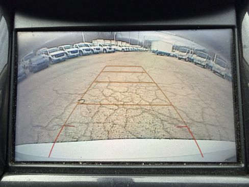 Used 2018 Chevrolet Impala LT image 16