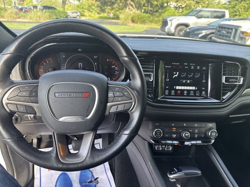 Used 2024 Dodge Durango SXT image 16