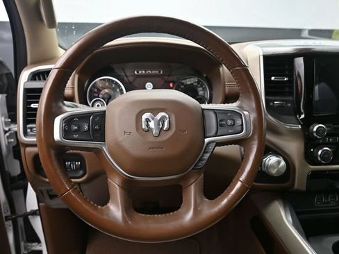 Used 2020 RAM 1500 Laramie AWD/4WD image 18