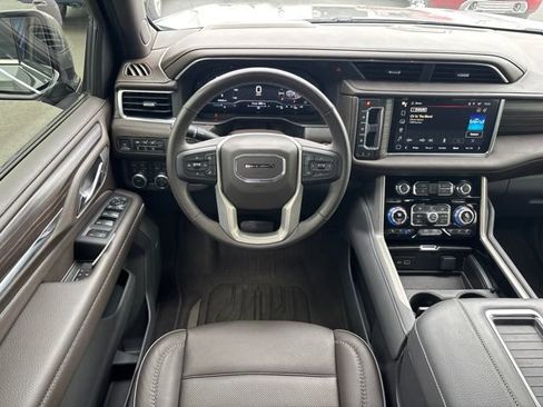 Used 2022 GMC Yukon Denali AWD/4WD image 18