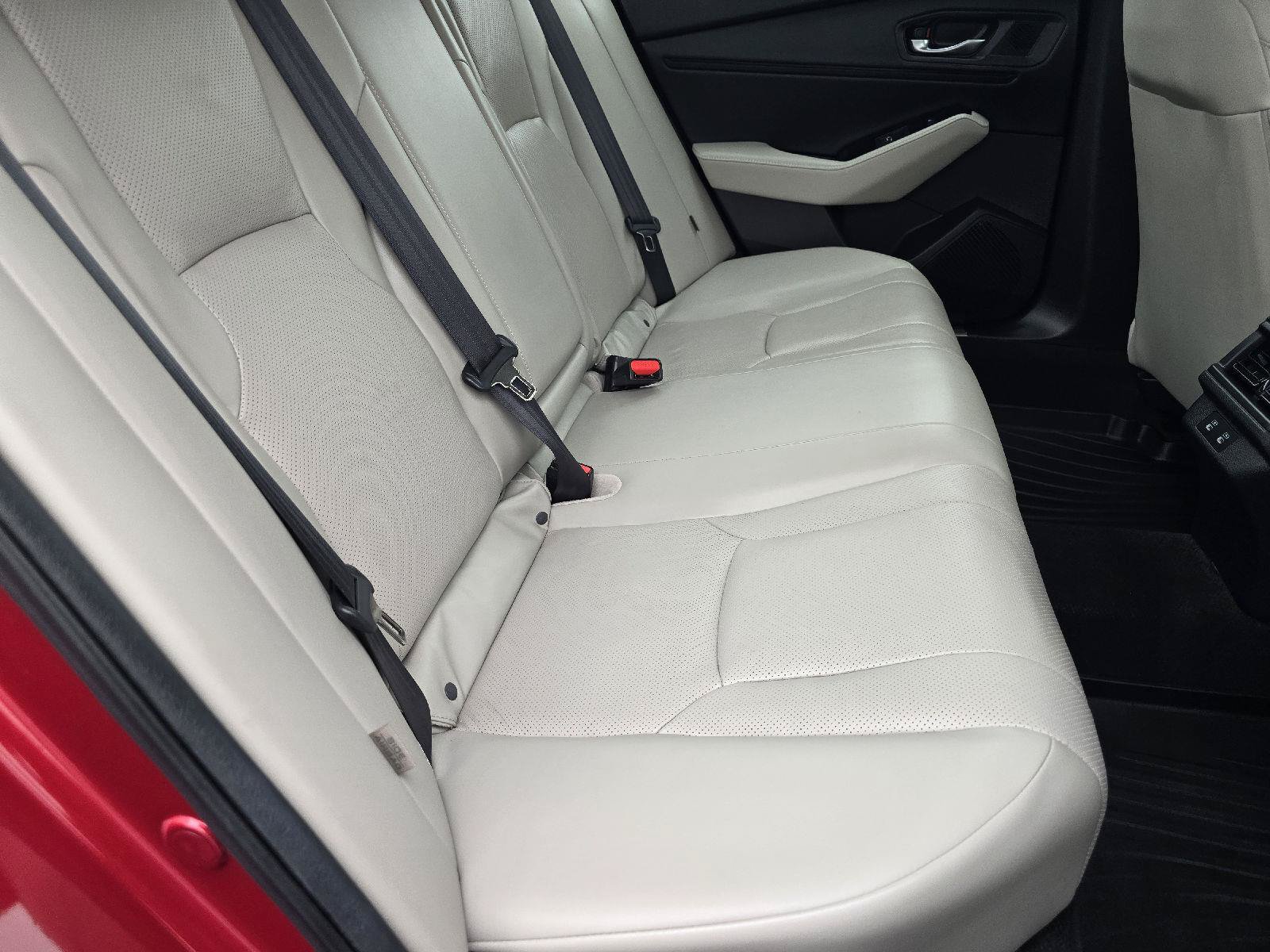 Used 2024 Honda Accord Touring image 13