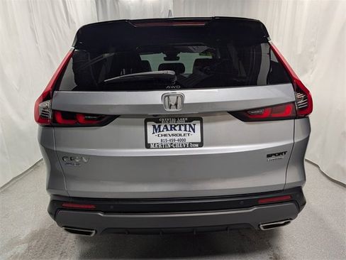 Used 2025 Honda CR-V Sport Touring image 4
