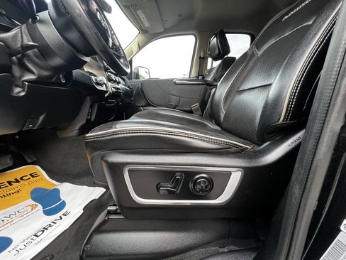 Used 2019 RAM 1500 Laramie image 15