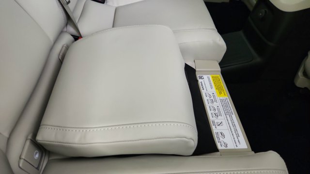 Used 2027 Volvo XC60 T8 Ultra AWD/4WD image 33