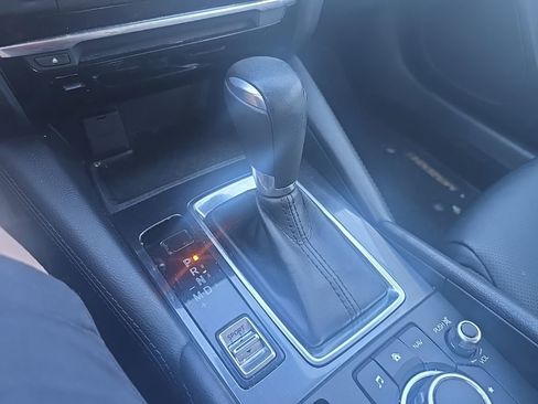 Used 2017 MAZDA MAZDA6 Touring image 16