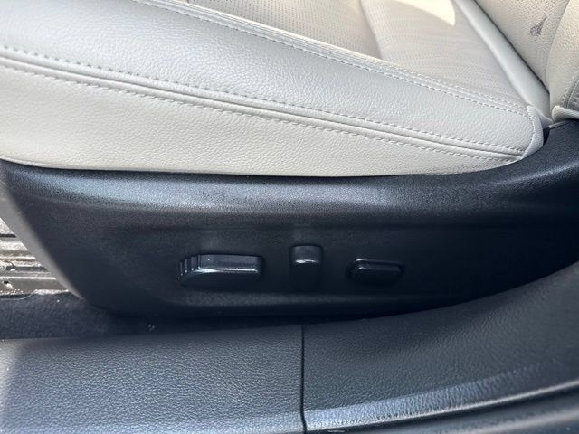 Used 2022 Nissan Altima 2.5 SL FWD image 13