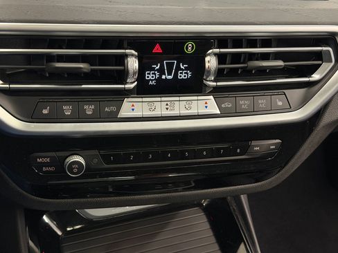 Used 2024 BMW X3 xDrive30i w/ Premium Package image 30