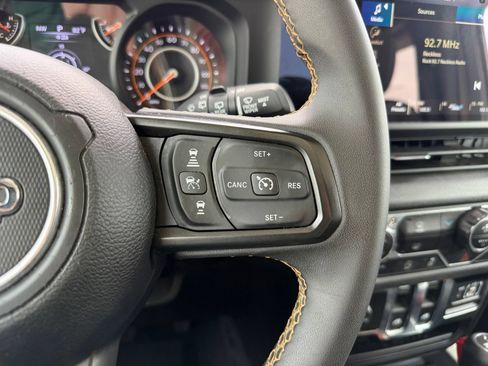 Used 2024 Jeep Wrangler Sport AWD/4WD image 24