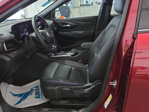 Used 2024 Buick Envista Sport Touring w/ Convenience II Package FWD image 7