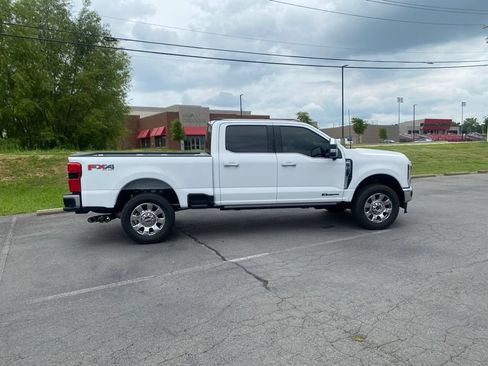Used 2025 Ford F250 Lariat w/ Chrome Package AWD/4WD image 8