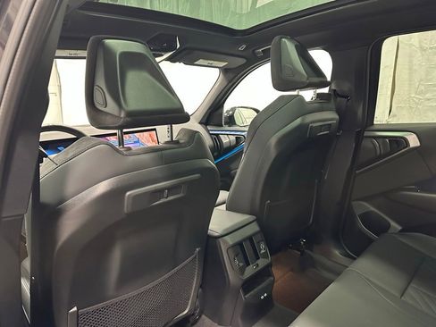 Used 2025 BMW X3 xDrive30i w/ M Sport Package image 44