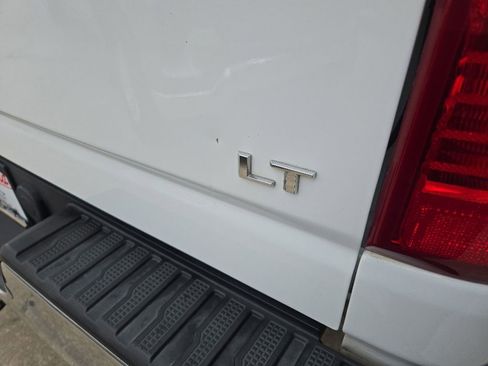 Used 2024 Chevrolet Silverado 2500 LT AWD/4WD image 30