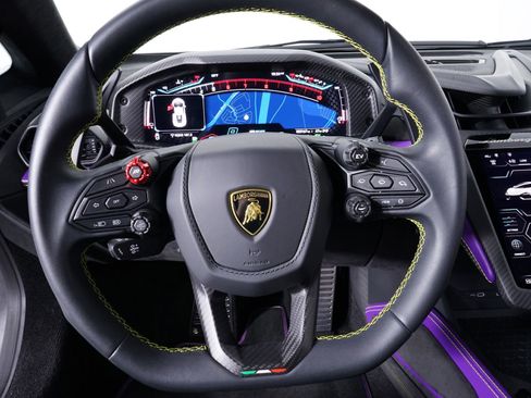Used 2024 Lamborghini Revuelto Base image 23