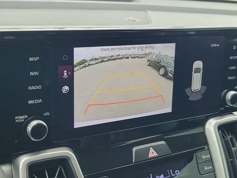 Used 2023 Kia Sorento S FWD image 31