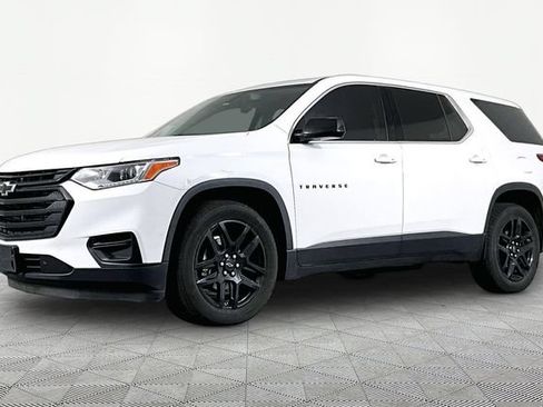 Used 2019 Chevrolet Traverse LS w/ LPO, Blackout Package AWD/4WD image 1