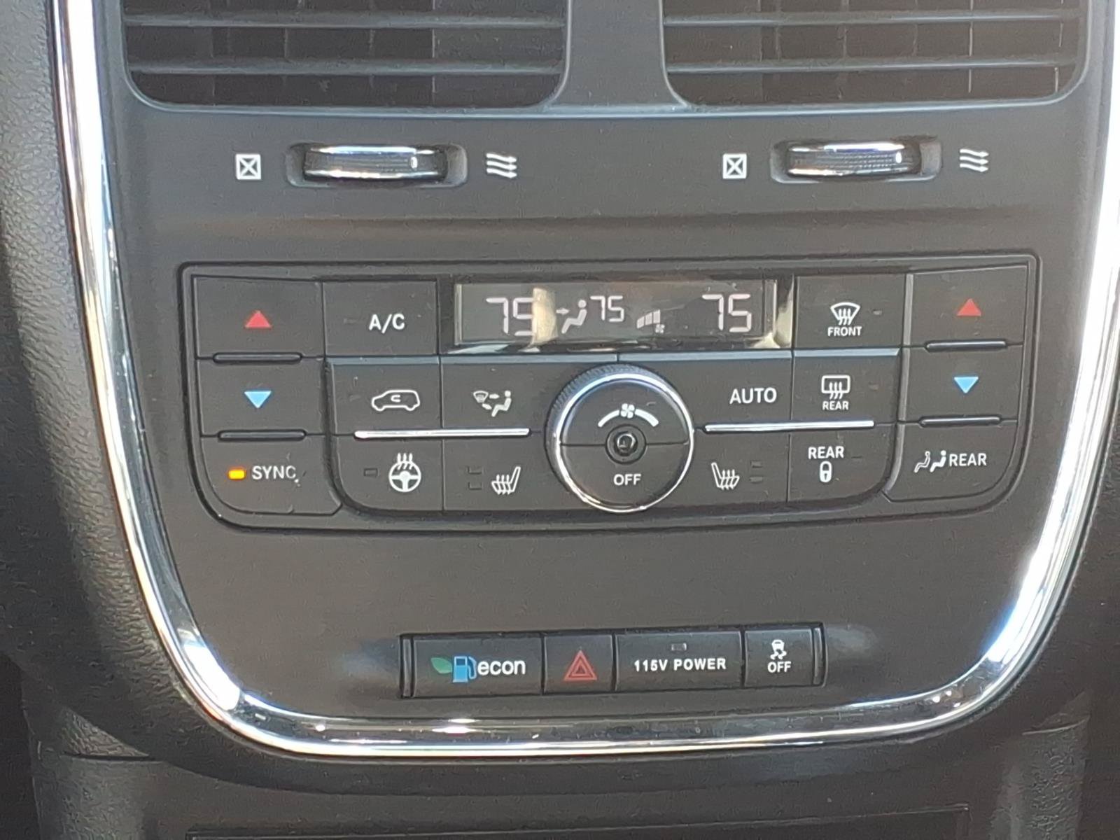 Used 2017 Dodge Grand Caravan GT FWD image 7