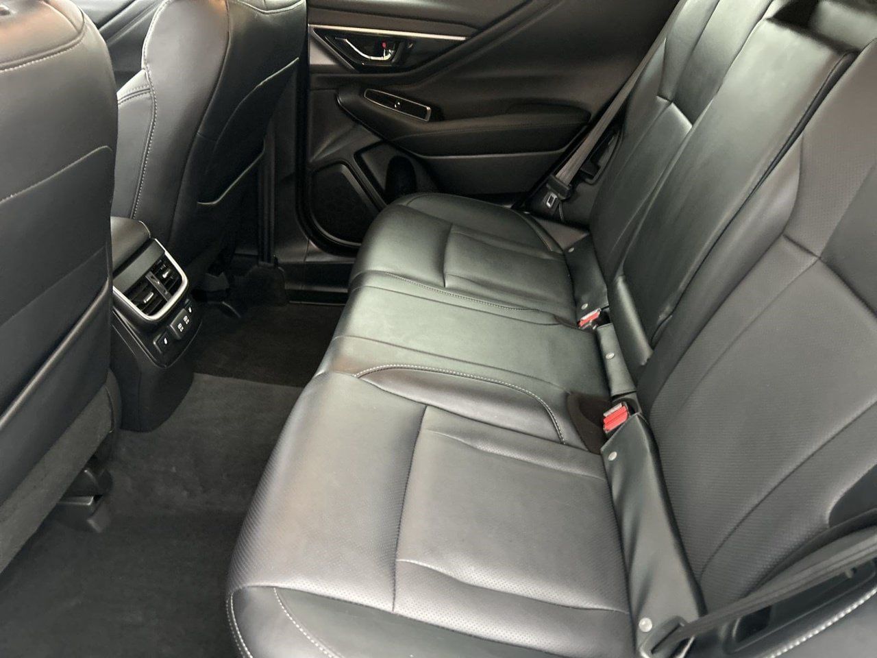 Used 2022 Subaru Outback Limited AWD/4WD image 13