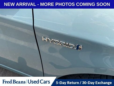 Used 2015 Toyota Prius Two FWD image 11
