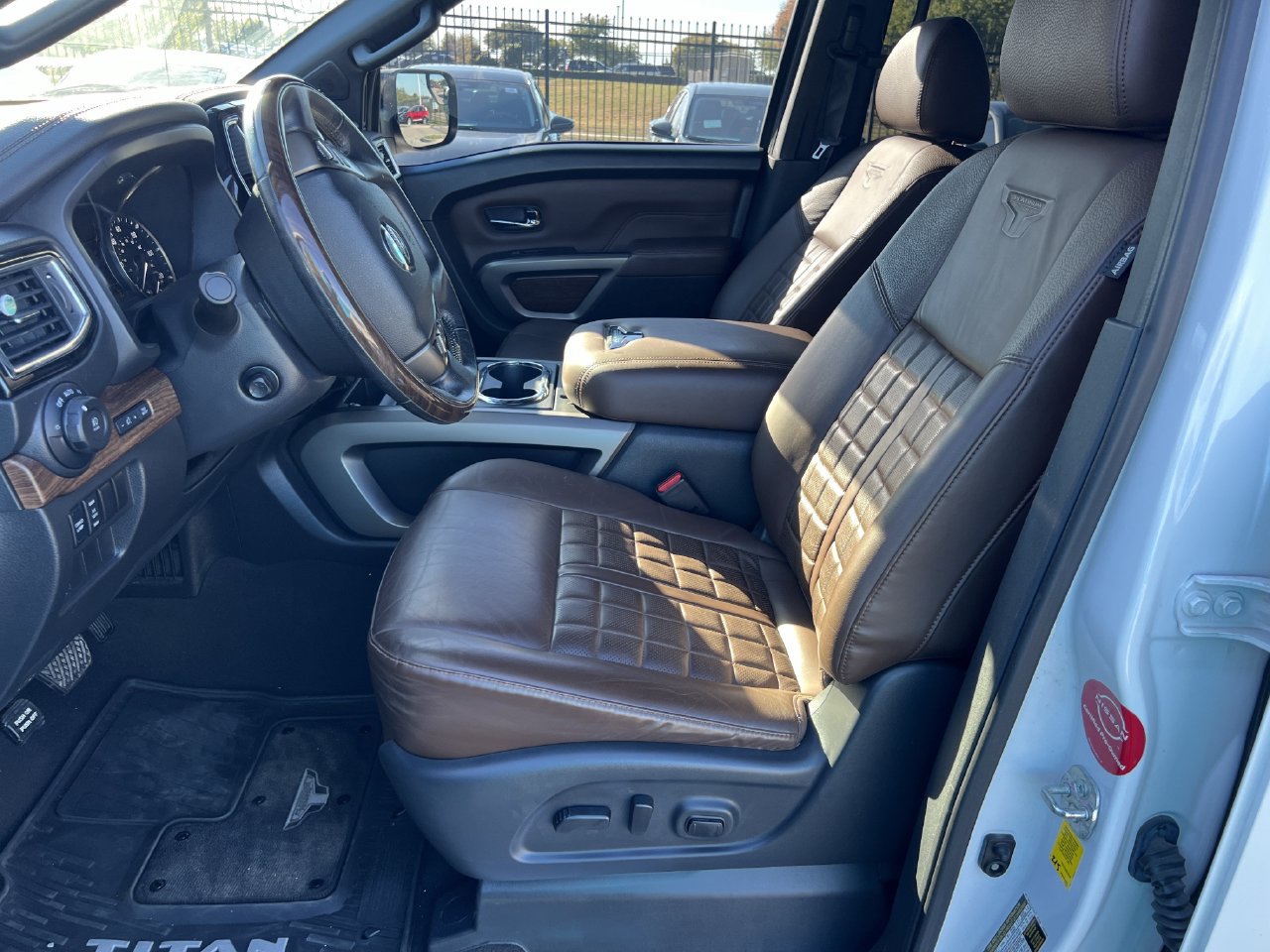 Used 2021 Nissan Titan Platinum Reserve w/ Moonroof Package AWD/4WD image 6