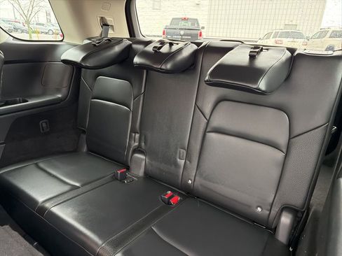 Used 2023 Nissan Pathfinder SL image 13