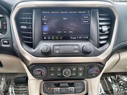 Used 2023 GMC Acadia Denali FWD image 12