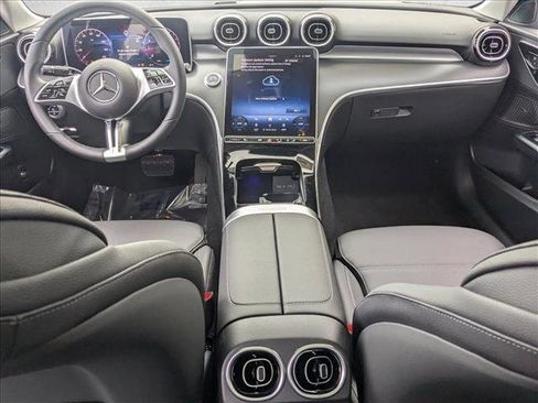 Used 2025 Mercedes-Benz C 300 Sedan image 13