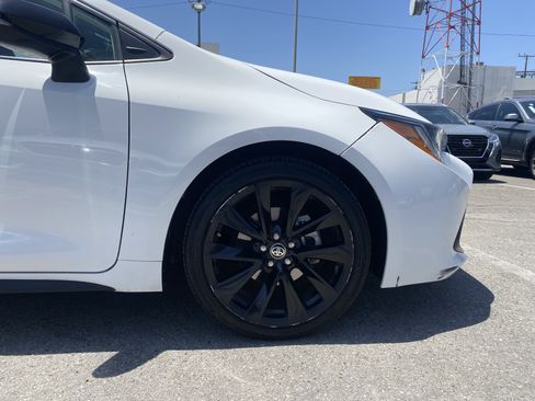 Used 2021 Toyota Corolla SE w/ Carpet Mat Package (TMS) FWD image 27