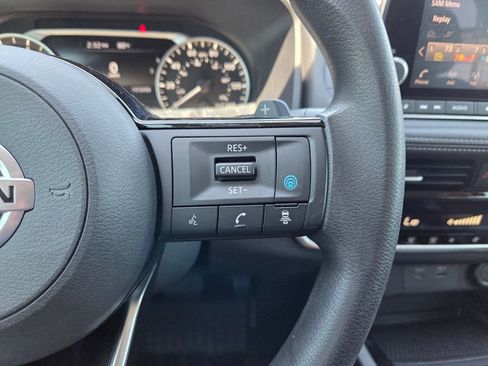Used 2021 Nissan Rogue SV FWD image 29