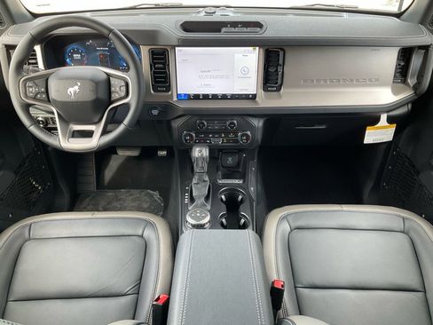 New 2025 Ford Bronco Outer Banks image 42