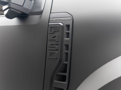 Used 2026 Ford F450 Platinum w/ Platinum Plus Package image 40