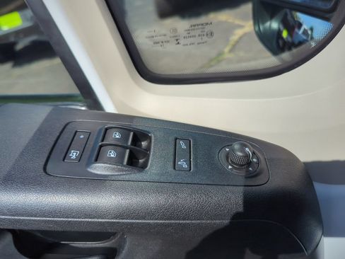 Used 2017 RAM ProMaster 2500 w/ Interior Convenience Group FWD image 31
