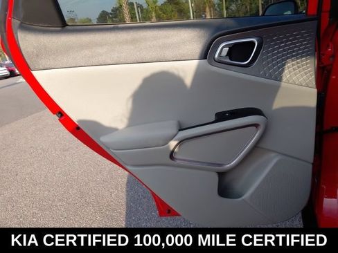 Certified 2025 Kia Soul LX FWD image 20