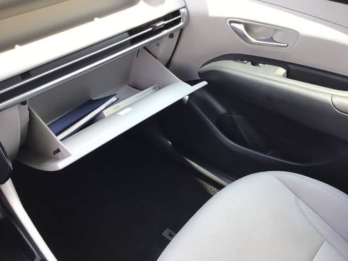 Used 2026 Hyundai Tucson SEL FWD image 34