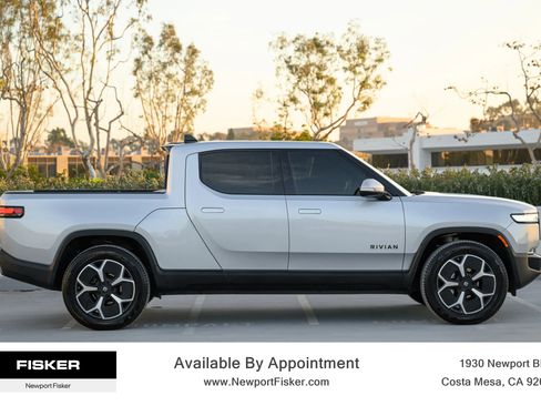 Used 2023 Rivian R1T Adventure image 8