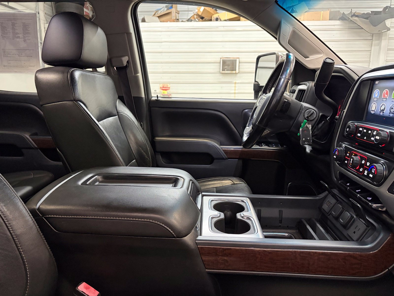 Used 2015 GMC Sierra 2500 SLT AWD/4WD image 25