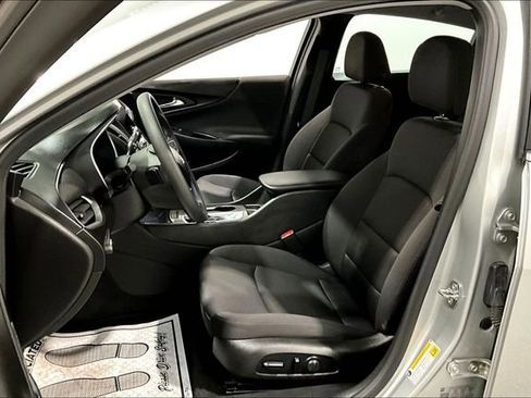Used 2021 Chevrolet Malibu LS FWD image 22