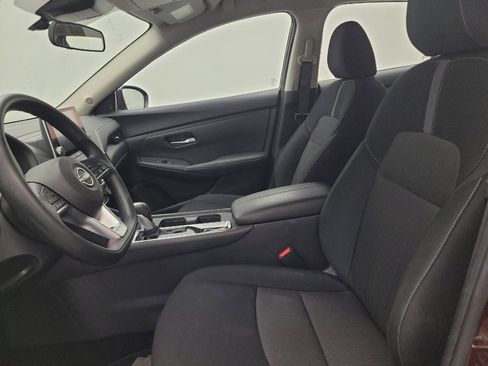 Used 2025 Nissan Sentra SV FWD image 17