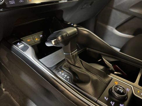 Certified 2025 Kia Sorento S AWD/4WD image 21