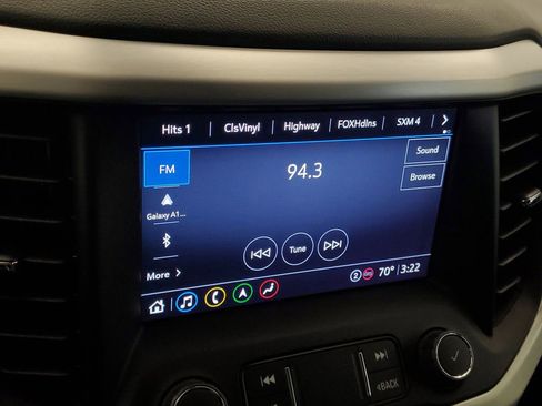 Used 2023 GMC Acadia SLT AWD/4WD image 20
