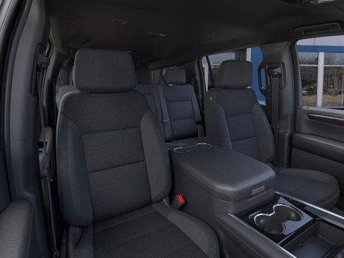 New 2026 Chevrolet Suburban LS image 37