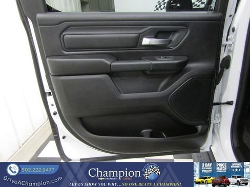 Used 2025 RAM 1500 Warlock AWD/4WD image 20