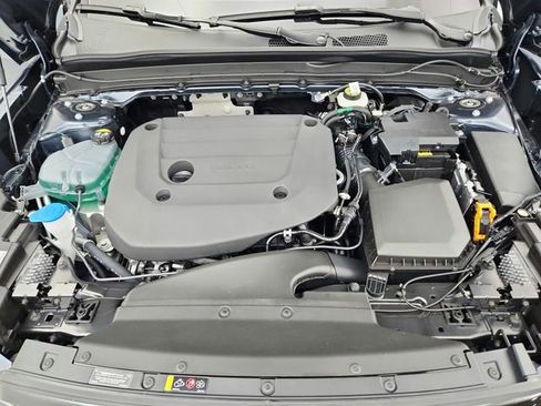 New 2026 Volvo XC40 B5 Ultra w/ Climate Package image 24