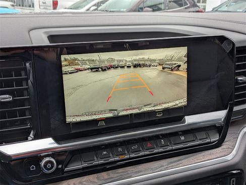 New 2025 GMC Sierra 1500 SLT w/ SLT Premium Package image 16