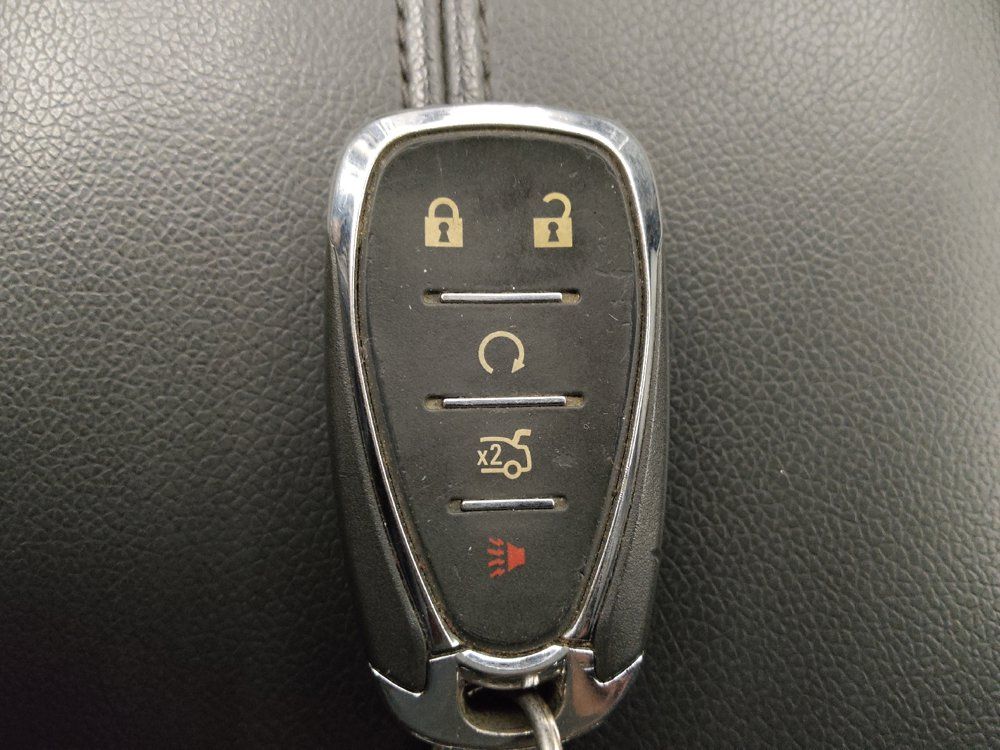 Used 2018 Chevrolet Malibu LT FWD image 32