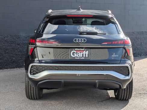 New 2026 Audi Q3 quattro 2.0T image 6