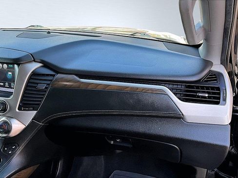 Used 2019 GMC Yukon XL Denali w/ Open Road Package image 16