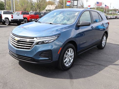 Used 2024 Chevrolet Equinox LS w/ LS Convenience Package FWD image 26