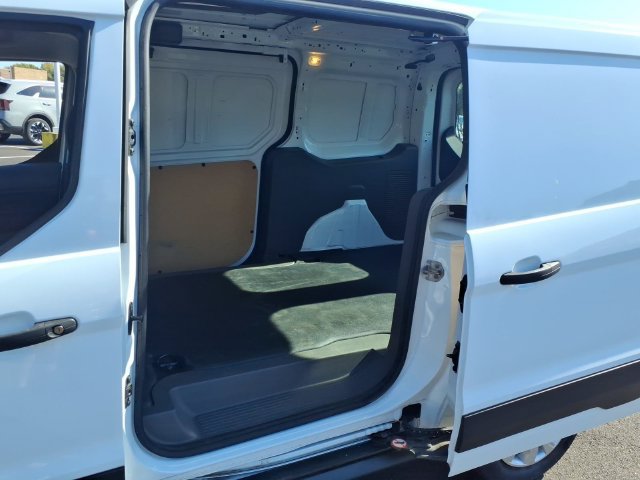 Used 2022 Ford Transit Connect XL FWD image 17