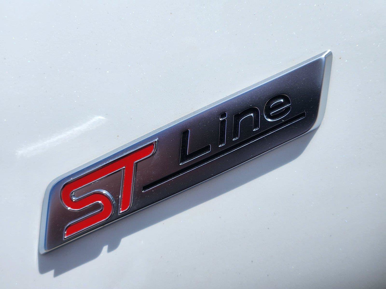 New 2026 Ford Explorer ST-Line w/ ST-Line Street Pack RWD image 8