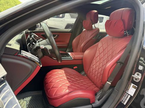 Used 2023 Mercedes-Benz S 580 4MATIC Sedan image 12